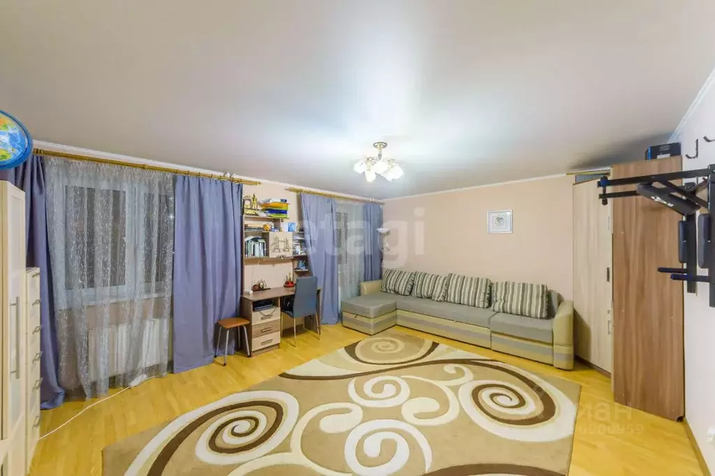 3-к кв. Тюменская область, Тюмень ул. Пермякова, 83 (83.5 м) - Фото 1