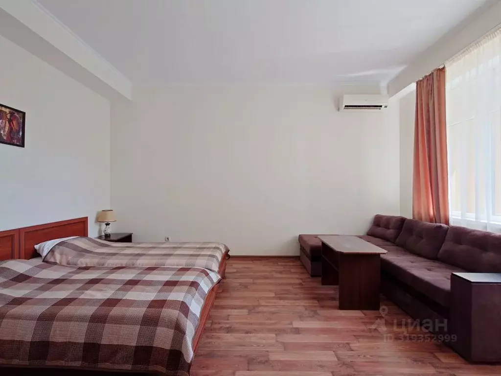 1-к кв. Крым, Алушта ул. Багликова, 21 (38.6 м) - Фото 1