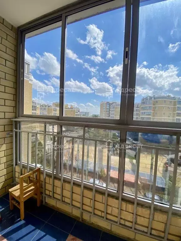 3-к кв. Волгоградская область, Волгоград Шекснинская ул., 64 (98.5 м) - Фото 1