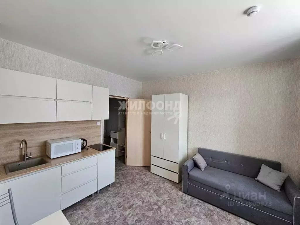 Студия Ханты-Мансийский АО, Когалым ул. Романтиков, 1 (18.0 м) - Фото 0
