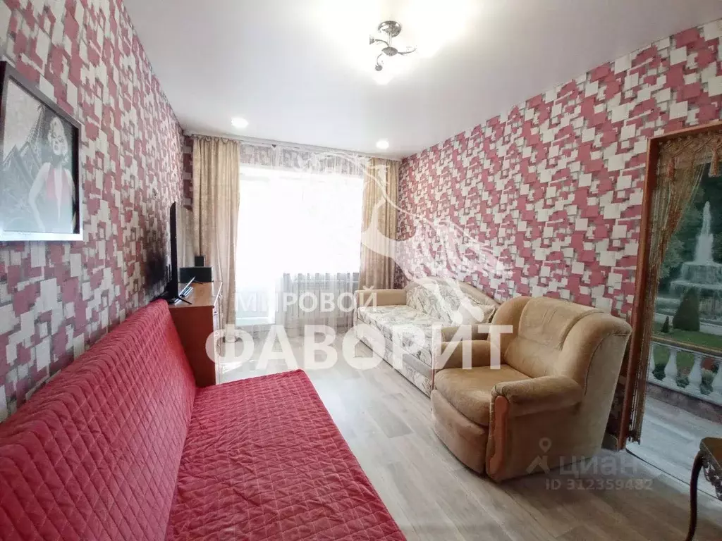 3-к кв. Оренбургская область, Оренбург ул. Аксакова, 13 (56.1 м) - Фото 0
