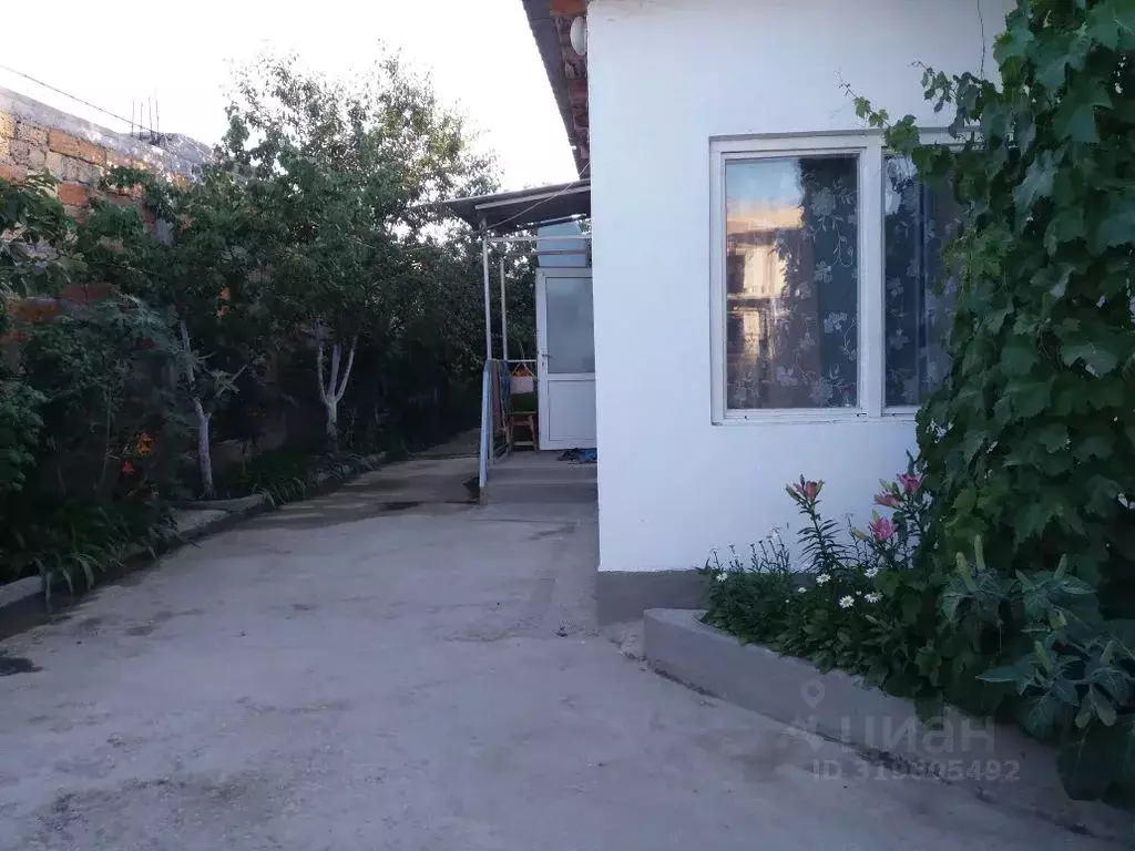 Дом в Крым, Судак ул. Южнобережная, 64 (45 м) - Фото 1