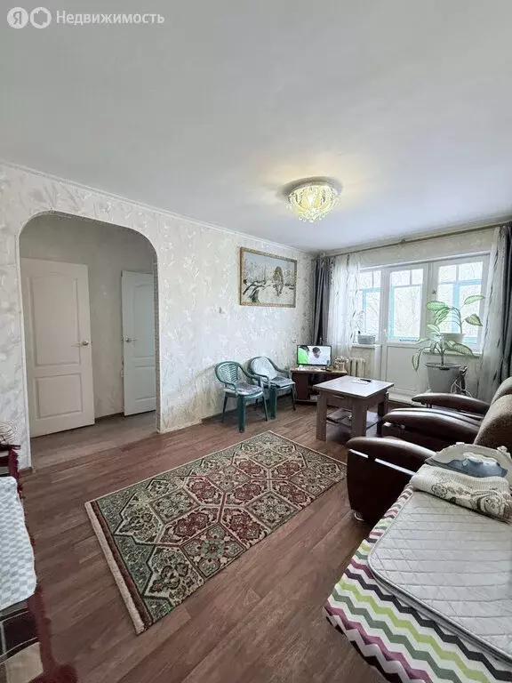 3-комнатная квартира: Курган, проспект Конституции, 57 (57.9 м) - Фото 1