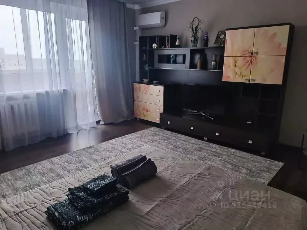 1-к кв. Тюменская область, Тобольск 4-й мкр, 37/2 (45.0 м) - Фото 1