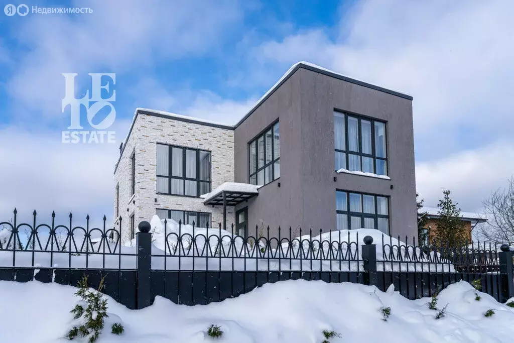 Дом в Московская область, городской округ Красногорск, село ... - Фото 1