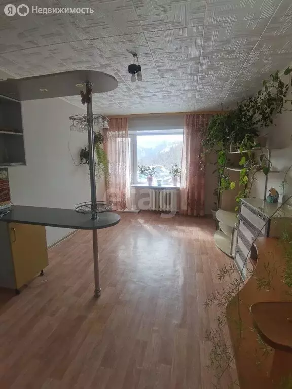 2-комнатная квартира: село Синегорск, Горная улица, 6 (49 м) - Фото 2