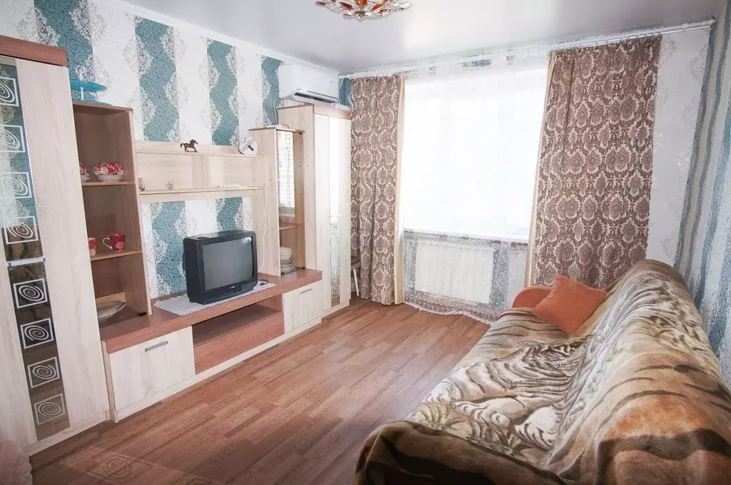 3-к кв. Тамбовская область, Тамбов ул. имени Сергея Лазо, 2А (54.0 м) - Фото 0