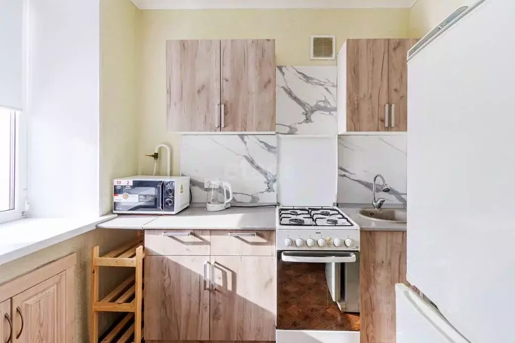 1-к кв. Тюменская область, Тюмень ул. Мира, 33 (30.4 м) - Фото 1