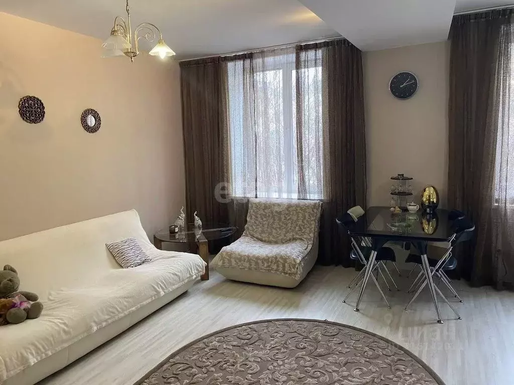 3-к кв. Иркутская область, Ангарск 75-й кв-л, 10 (73.0 м) - Фото 1