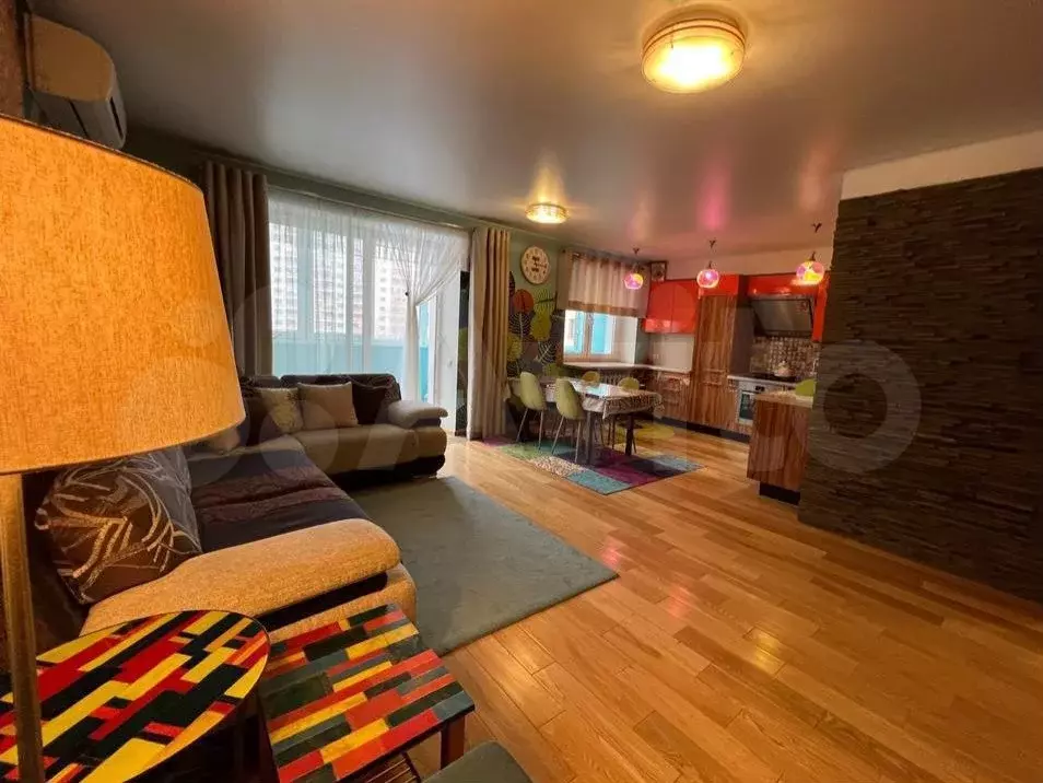 3-к. квартира, 110 м, 4/12 эт. - Фото 0