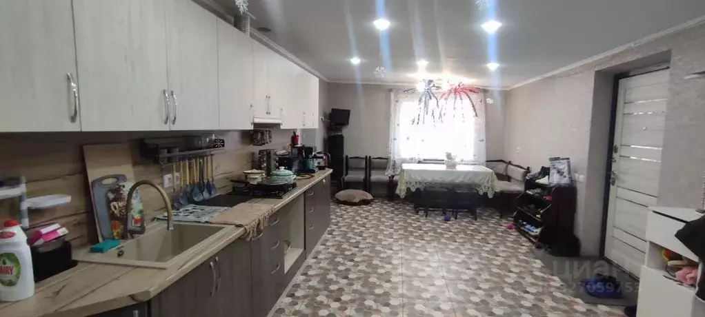 Дом в Краснодарский край, Щербиновский район, Ейскоукрепленское с/пос, ... - Фото 1