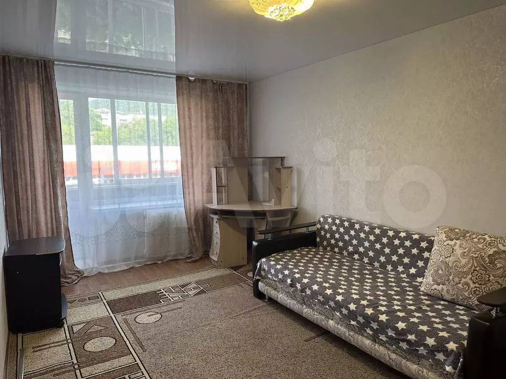 1-к. квартира, 31 м, 4/5 эт. - Фото 0