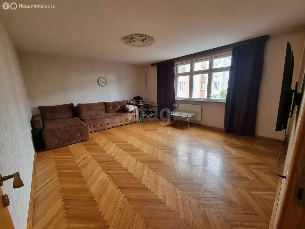 3-комнатная квартира: Малоярославец, Тюменская улица, 4к1 (95 м) - Фото 0