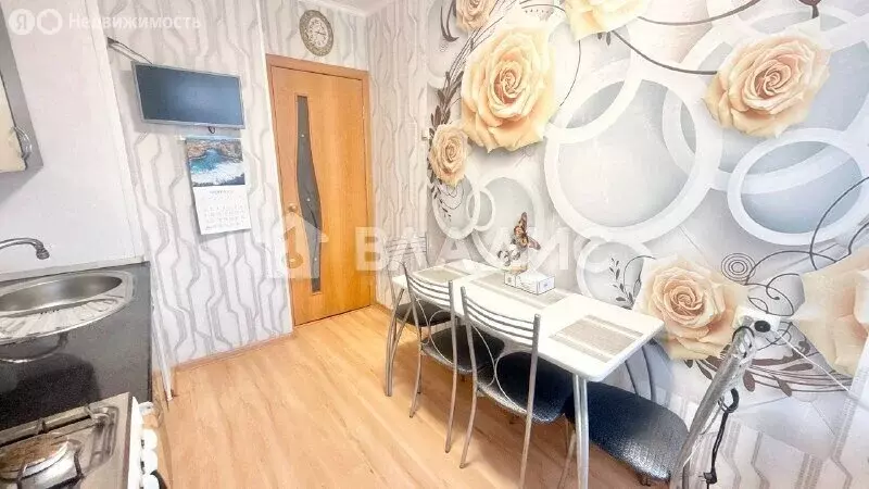 3-комнатная квартира: Нижнекамск, проспект Вахитова, 8/14 (64.1 м) - Фото 1