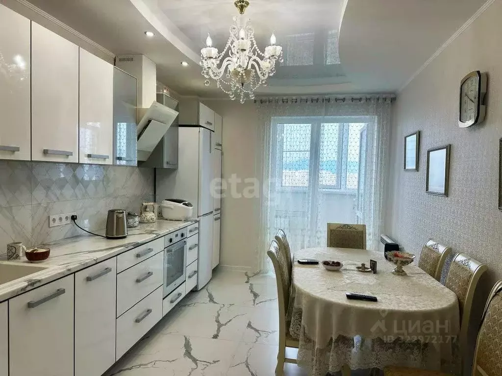 3-к кв. Краснодарский край, Новороссийск Южная ул., 23 (86.1 м) - Фото 1