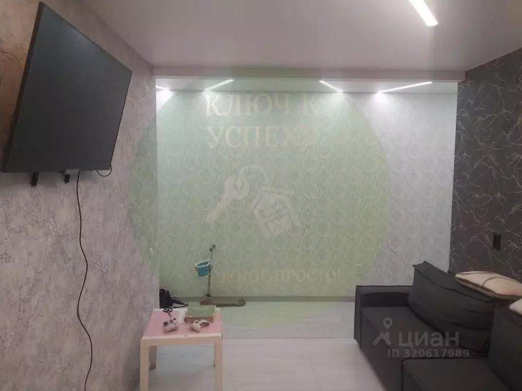 3-к кв. Волгоградская область, Волгоград ул. Кирова, 127 (55.0 м) - Фото 2