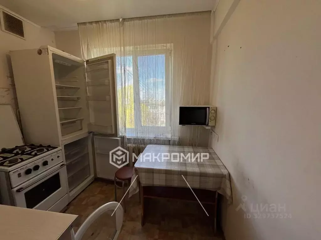 3-к кв. Брянская область, Брянск проезд Федюнинского, 6 (58.4 м) - Фото 2