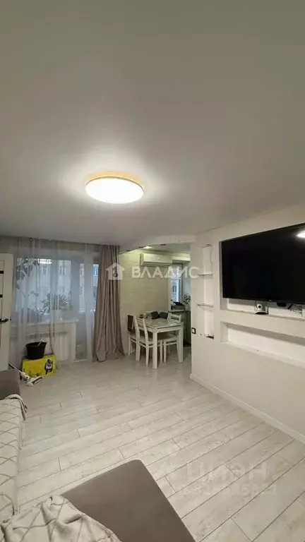 2-к кв. Бурятия, Улан-Удэ ул. Гагарина, 57 (44.2 м) - Фото 2