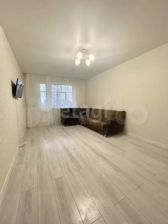 2-к. квартира, 56 м, 6/9 эт. - Фото 1
