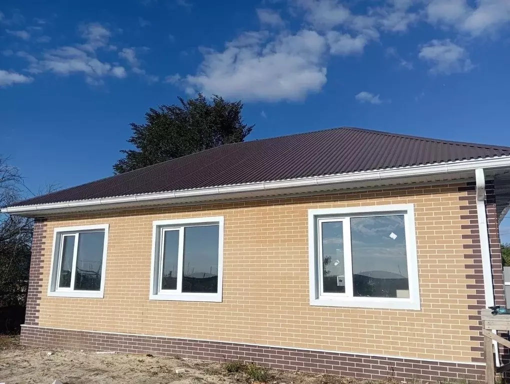 Дом в Краснодарский край, Темрюкский район, Ахтанизовская ст-ца  (76 ... - Фото 2