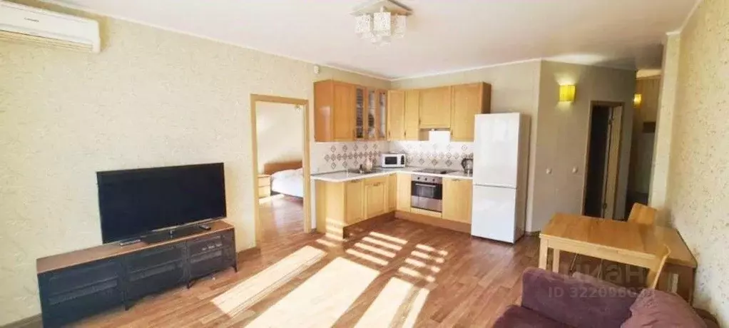 2-к кв. Свердловская область, Екатеринбург ул. Ключевская, 15 (53.5 м) - Фото 2