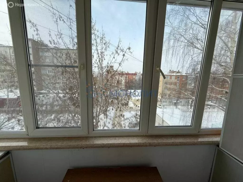 3-комнатная квартира: Чебоксары, улица 50 лет Октября, 4 (58.5 м) - Фото 1