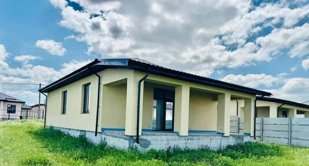 Дом в Крым, Симферопольский район, с. Мирное ул. Черноморская, 96 (130 ... - Фото 2