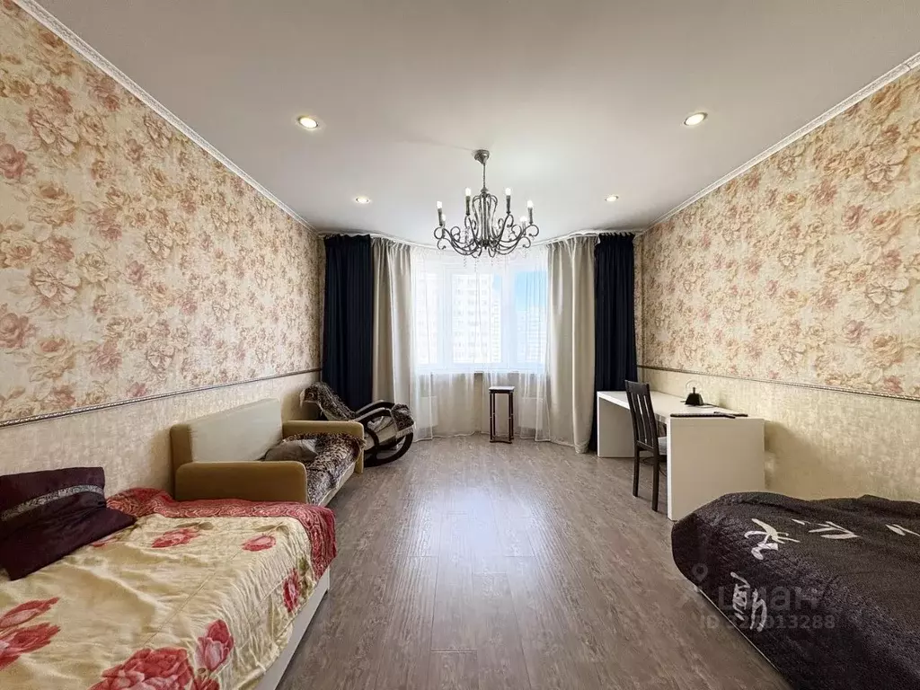 3-к кв. Московская область, Красногорск бул. Ильинский, 8 (80.0 м) - Фото 1