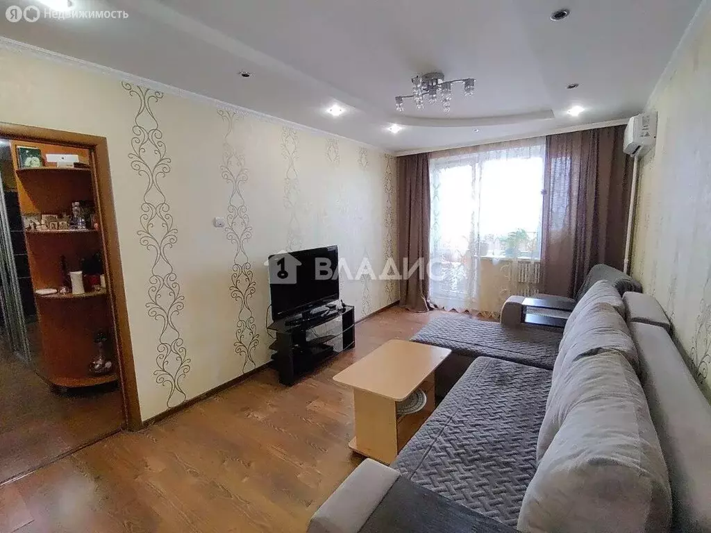 3-комнатная квартира: Белгород, улица Есенина, 24 (70.1 м) - Фото 1
