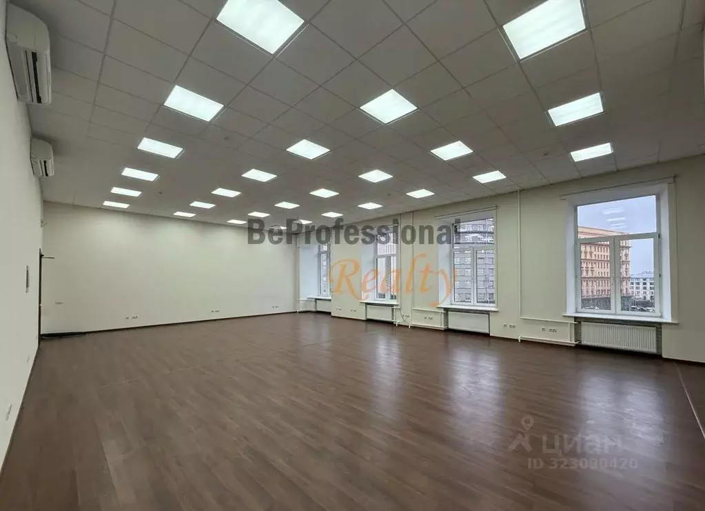 Офис в Москва ул. Большая Лубянка, 5 (130 м) - Фото 1