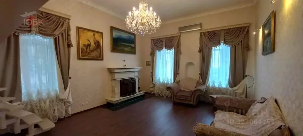 2-к кв. Крым, Евпатория ул. Иванова, 1 (90.0 м) - Фото 0