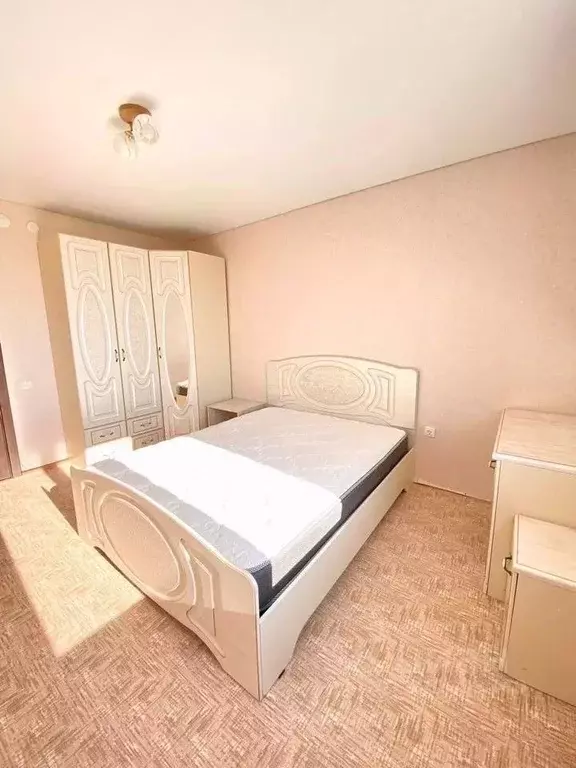 2-к кв. Татарстан, Казань ул. Альфии Авзаловой, 15 (48.0 м) - Фото 1