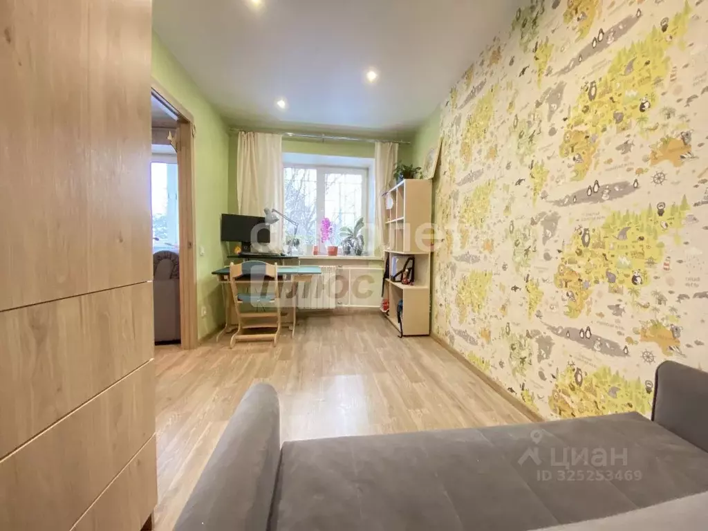 2-к кв. Свердловская область, Екатеринбург ул. Сажинская, 1 (44.1 м) - Фото 2