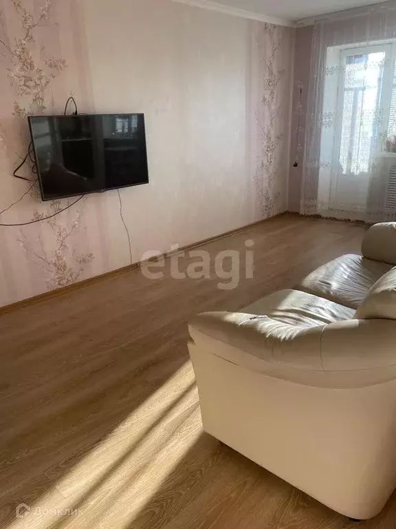 Продаётся 3-к квартира, 60 м - Фото 1