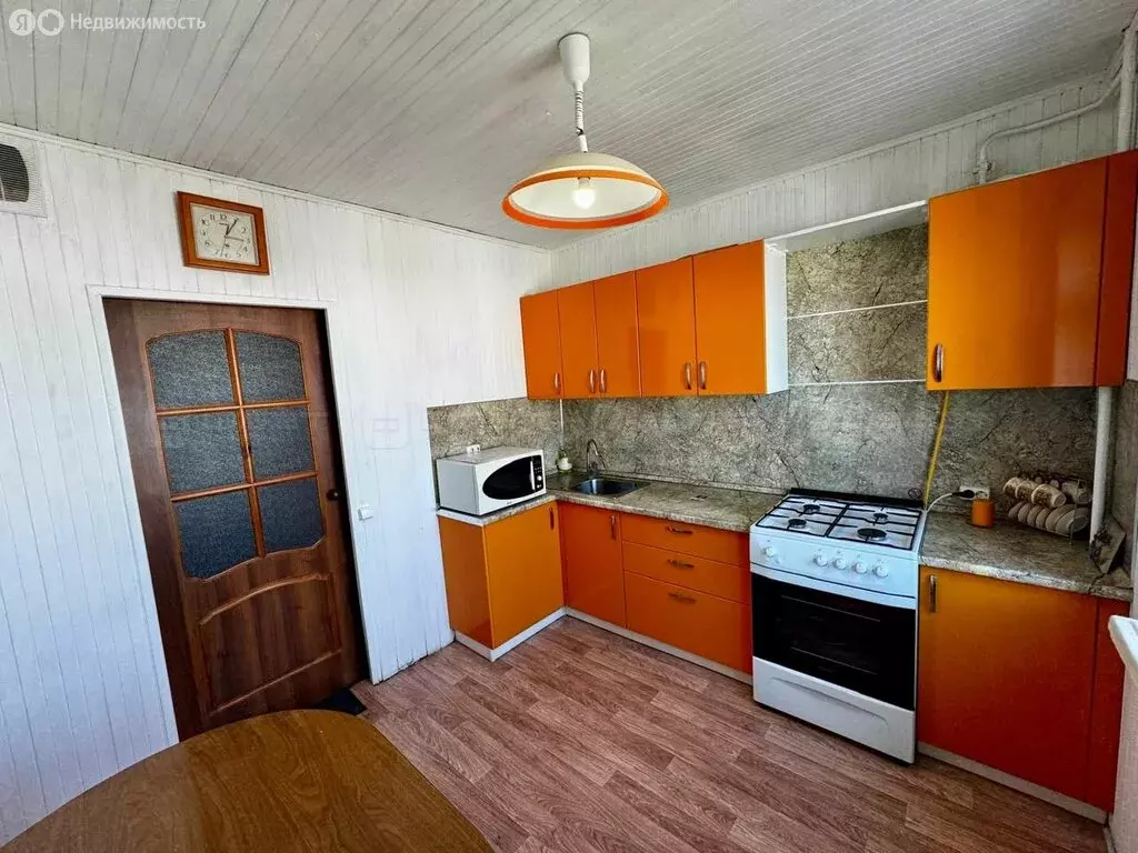 3-комнатная квартира: Казань, улица Хайдара Бигичева, 11 (67.1 м) - Фото 0