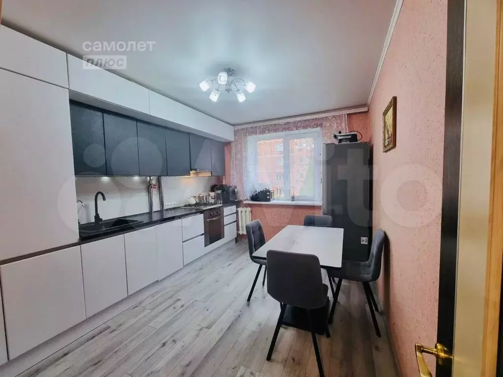 2-к. квартира, 70м, 3/10эт. - Фото 1