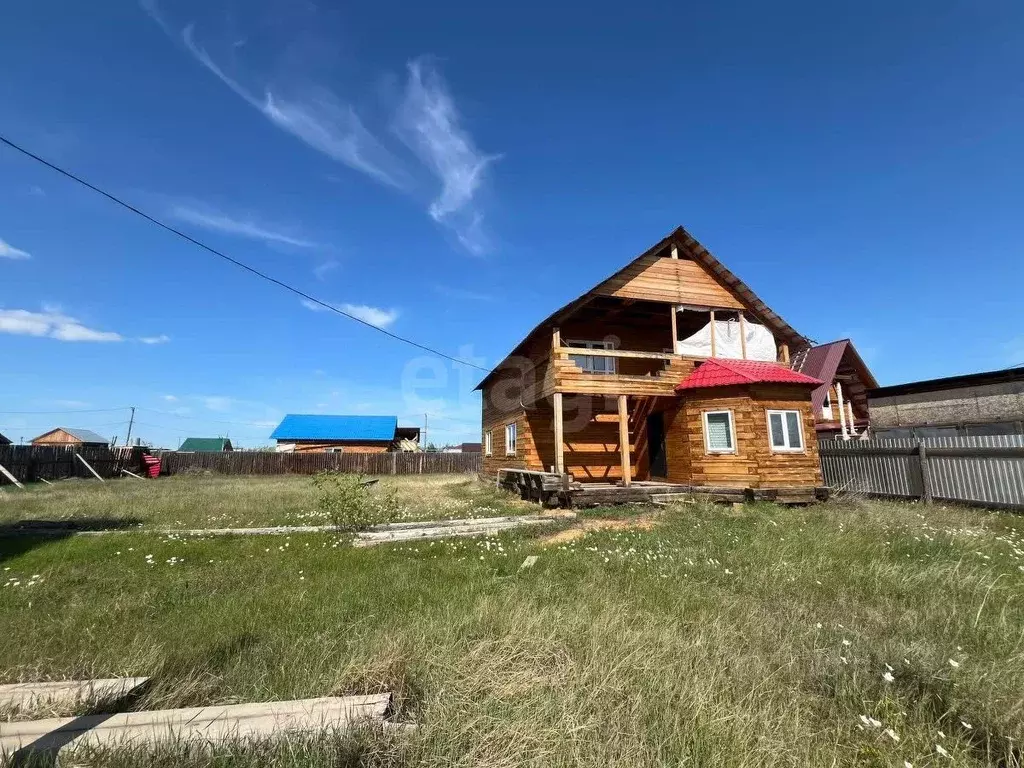 Дом в Саха (Якутия), Якутск пер. Степной, 4 (130 м) - Фото 0