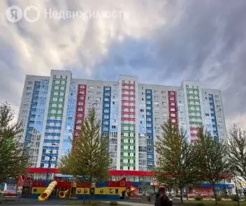 2-комнатная квартира: Тюмень, улица Федюнинского, 56к2 (58.7 м) - Фото 2