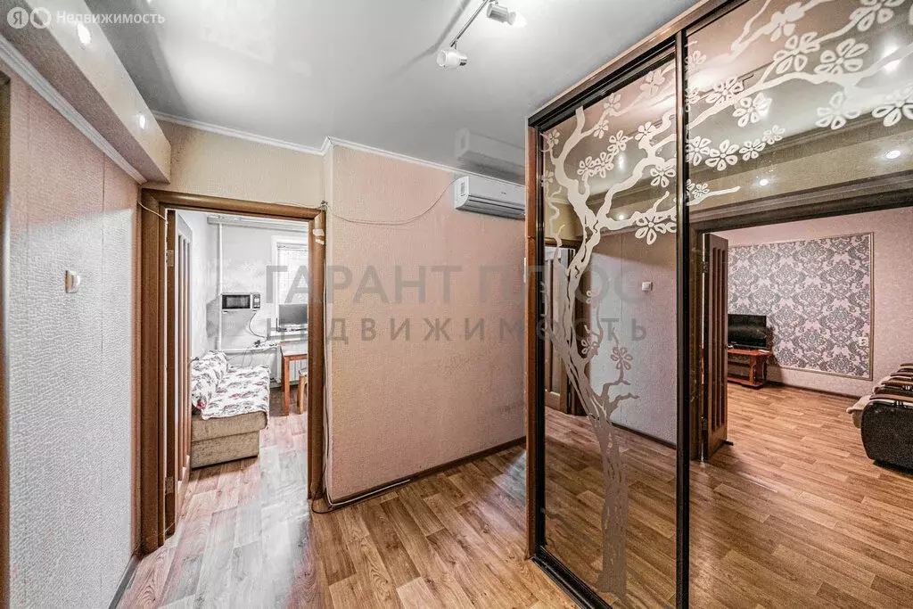 3-комнатная квартира: Липецк, улица Барашева, 7 (62.8 м) - Фото 1