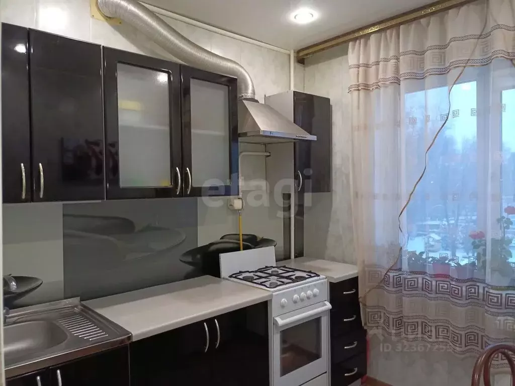 1-к кв. Омская область, Омск Заозерный мкр, ул. Бородина, 42А (31.7 м) - Фото 1