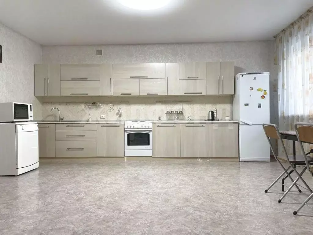 3-к кв. Новосибирская область, Новосибирск Советская ул., 19 (126.0 м) - Фото 0