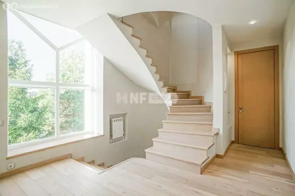 Дом в деревня Чесноково, КП Резиденции Бенилюкс (680 м) - Фото 1