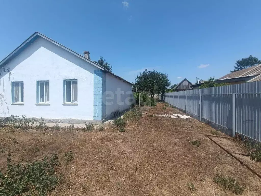 Дом в Крым, Сакский район, с. Суворовское ул. Мира, 48 (55 м) - Фото 0