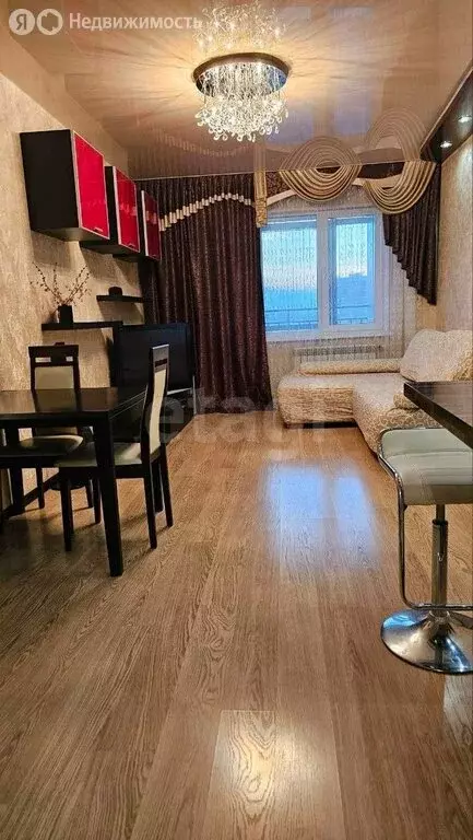 2-комнатная квартира: Якутск, улица Дзержинского, 24 (62.6 м) - Фото 0