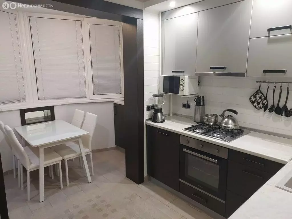 1-комнатная квартира: Ялта, улица Дзержинского, 33к2 (33 м) - Фото 2