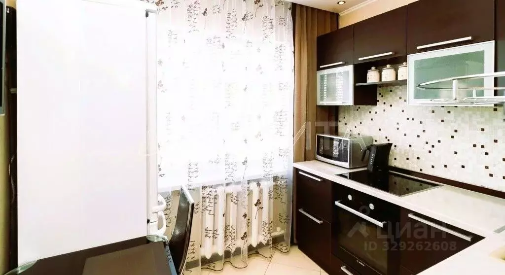 2-к кв. Тюменская область, Тюмень ул. Баумана, 112 (45.1 м) - Фото 2