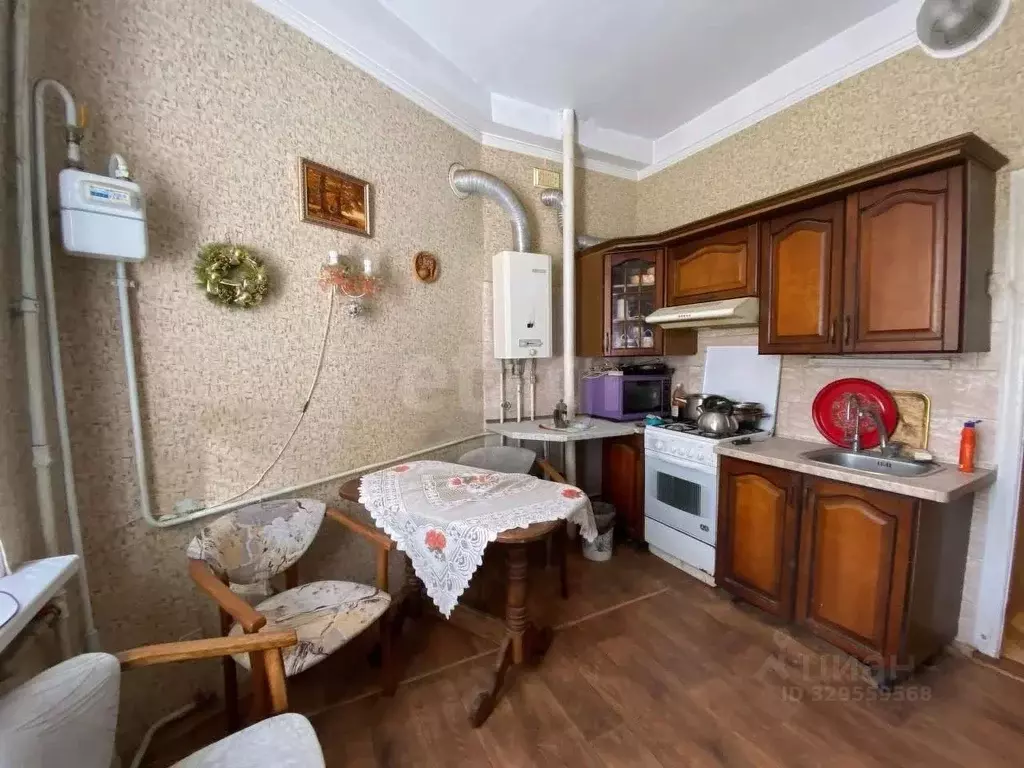2-к кв. Севастополь ул. Суворова, 2/7 (54.5 м) - Фото 1