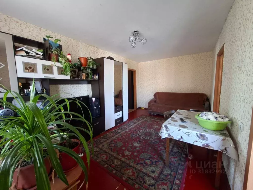 4-к кв. Кемеровская область, Мыски ул. Вахрушева, 27 (61.0 м) - Фото 0