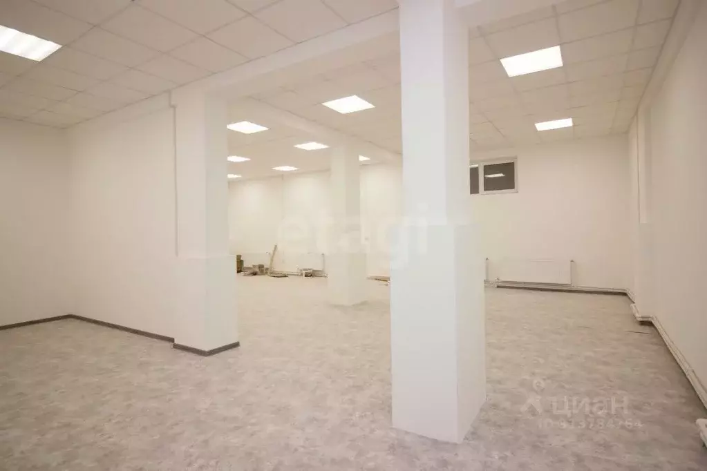 Помещение свободного назначения в Калужская область, Калуга ул. ... - Фото 2