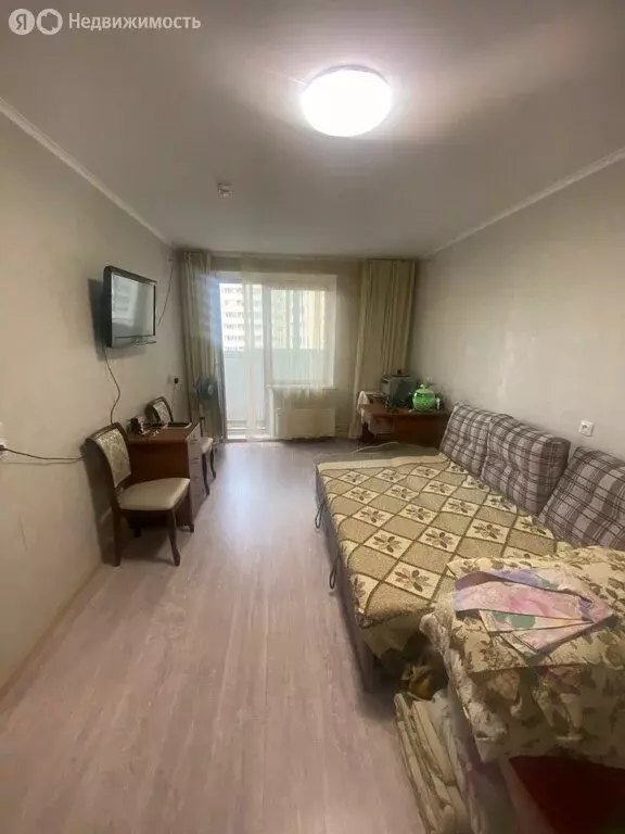 Квартира-студия: Краснодар, улица Героя А.А. Аверкиева, 40 (38 м) - Фото 1